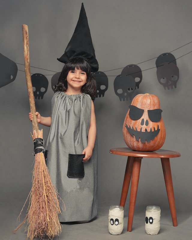 How To Give Kids A Happy And Safe Halloween